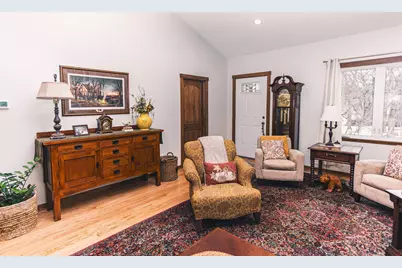 715 Jenks Avenue SW, Cokato, MN 55321 - Photo 5