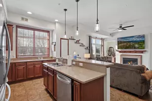 1846 Plymouth Ln, Chanhassen, MN 55317 - Photo 3