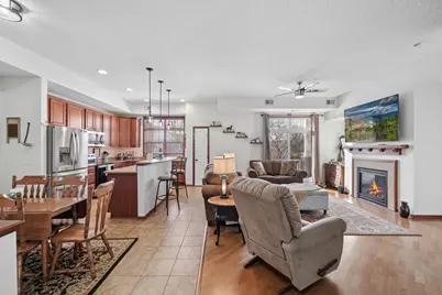 1846 Plymouth Lane #101, Chanhassen, MN 55317 - Photo 11