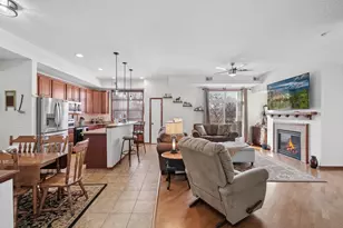 1846 Plymouth Ln, Chanhassen, MN 55317 - Photo 11