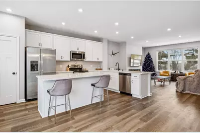 2280 Polar Way, North Saint Paul, MN 55109 - Photo 7