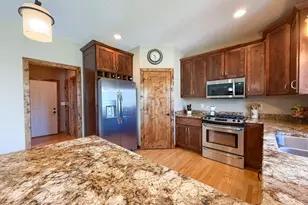 2915 Lake Vista Dr NW, Rochester, MN 55901 - Photo 7