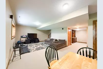 2915 Lake Vista Drive NW, Rochester, MN 55901 - Photo 11