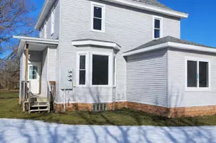 1106 Becker Ave SW, Willmar, MN 56201 - Photo 7