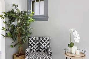 902 Dodd Rd, West Saint Paul, MN 55118 - Photo 11