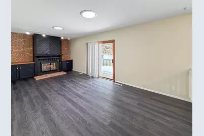 2208 5th Avenue SE, Willmar, MN 56201 - Photo 5