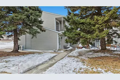 4302 13 1/2 Avenue S #F, Fargo,  58103 - Photo 3