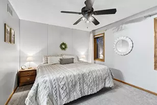 15716 Maple Island Ct, Burnsville, MN 55306 - Photo 11