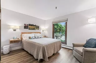 8441 Irwin Rd, Bloomington, MN 55437 - Photo 29