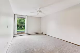 8441 Irwin Rd, Bloomington, MN 55437 - Photo 15