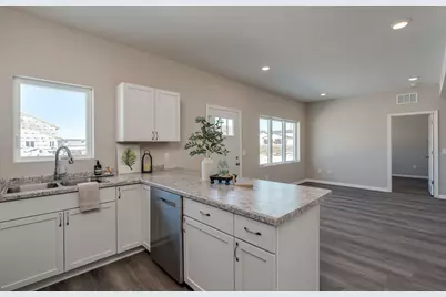 3120 & 3122 Noble Drive, Mankato, MN 56001 - Photo 11