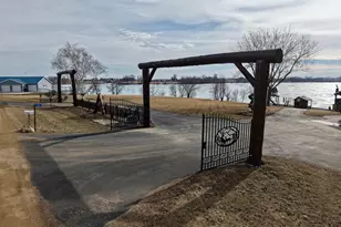 11 Lime Lake Dr, Avoca, MN 56114 - Photo 3