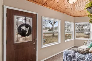 219 N Donaldson St, Luverne, MN 56156 - Photo 5