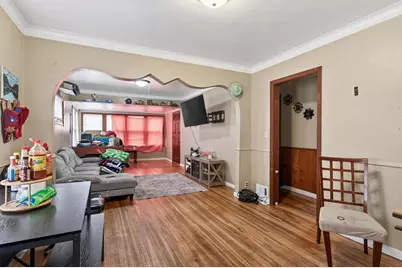 556 Gotzian Street, Saint Paul, MN 55106 - Photo 3