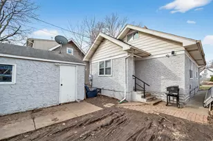 556 Gotzian St, Saint Paul, MN 55106 - Photo 11