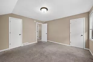 376 Erie St, Saint Paul, MN 55102 - Photo 13