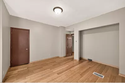376 Erie Street, Saint Paul, MN 55102 - Photo 9