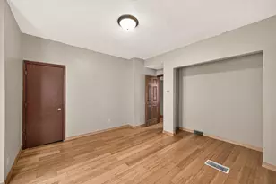 376 Erie St, Saint Paul, MN 55102 - Photo 9