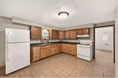 376 Erie Street, Saint Paul, MN 55102 - Photo 5