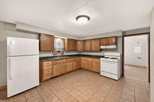 376 Erie St, Saint Paul, MN 55102 - Photo 5