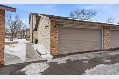 13638 Heather Hills Drive, Burnsville, MN 55337 - Photo 3