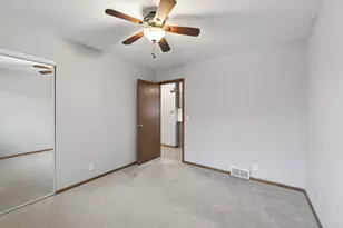 2222 Arthur Street NE, Minneapolis, MN 55418 - Photo 25