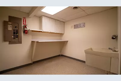 1600 Broadway Avenue N, Rochester, MN 55906 - Photo 17