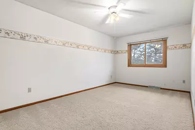 1349 Ashland Place, Cambridge, MN 55008 - Photo 13