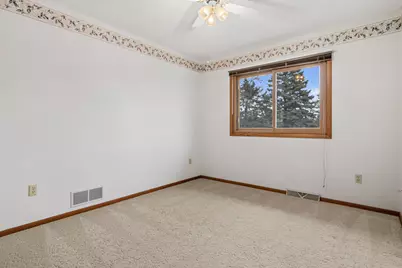 1349 Ashland Place, Cambridge, MN 55008 - Photo 11