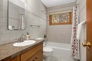 3 Oakview Ct, Birchwood Village, MN 55110 - Photo 23