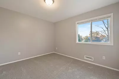 1076 Sibley Street S, Shakopee, MN 55379 - Photo 5