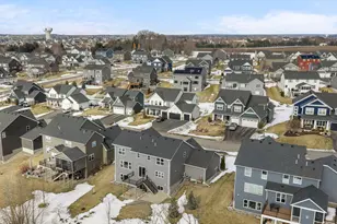 19719 Henning Ave, Lakeville, MN 55044 - Photo 61