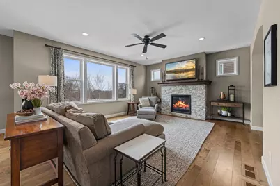 19719 Henning Avenue, Lakeville, MN 55044 - Photo 9