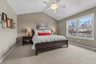 19719 Henning Ave, Lakeville, MN 55044 - Photo 33