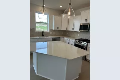 905 Milborne Lane NW, Rochester, MN 55901 - Photo 5