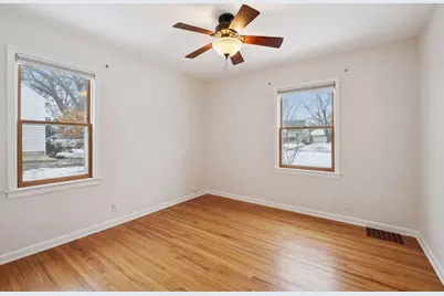 2820 Maryland Avenue S, Saint Louis Park, MN 55426 - Photo 15