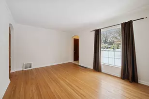 2820 Maryland Ave S, Saint Louis Park, MN 55426 - Photo 5