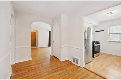 2820 Maryland Avenue S, Saint Louis Park, MN 55426 - Photo 9