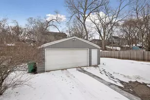 2820 Maryland Ave S, Saint Louis Park, MN 55426 - Photo 33