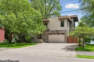 410 McCarrons Blvd N, Roseville, MN 55113 - Photo 3