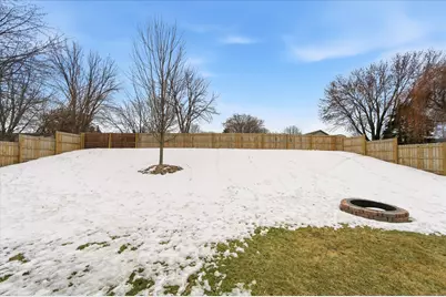 701 E Beaver Street, Belle Plaine, MN 56011 - Photo 33