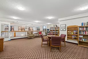 7600 Golden Valley Rd, Golden Valley, MN 55427 - Photo 27