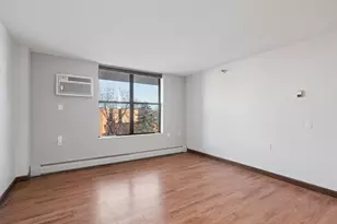 7600 Golden Valley Rd, Golden Valley, MN 55427 - Photo 13