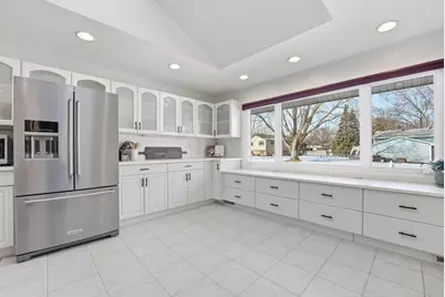 10405 99th Place N, Maple Grove, MN 55369 - Photo 5