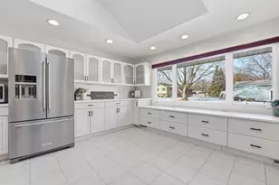 10405 99th Pl N, Maple Grove, MN 55369 - Photo 5