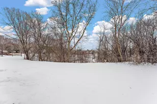 13129 Gemstone Ct, Apple Valley, MN 55124 - Photo 7