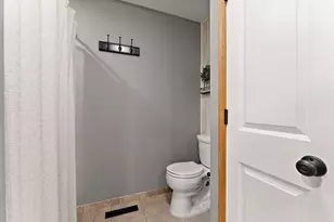 13129 Gemstone Ct, Apple Valley, MN 55124 - Photo 27