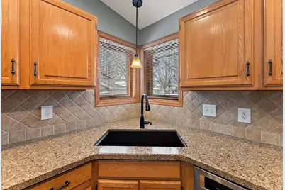 13129 Gemstone Court, Apple Valley, MN 55124 - Photo 13