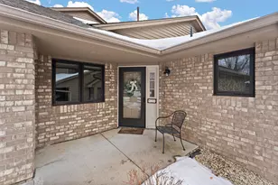 13129 Gemstone Ct, Apple Valley, MN 55124 - Photo 3