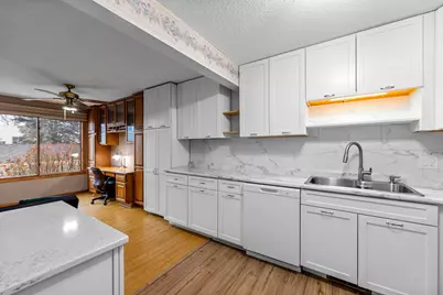 5683 W Bavarian Pass, Fridley, MN 55432 - Photo 15